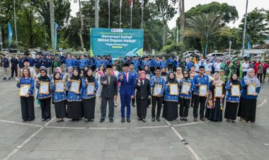 Peringatan HKN 2025, Pemkot Beri Penghargaan Bidang Kesehatan