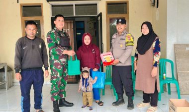 Babinsa Koramil 2208/Nyalindung Laksanakan Baksos Pembagian Telur dan Susu untuk Balita