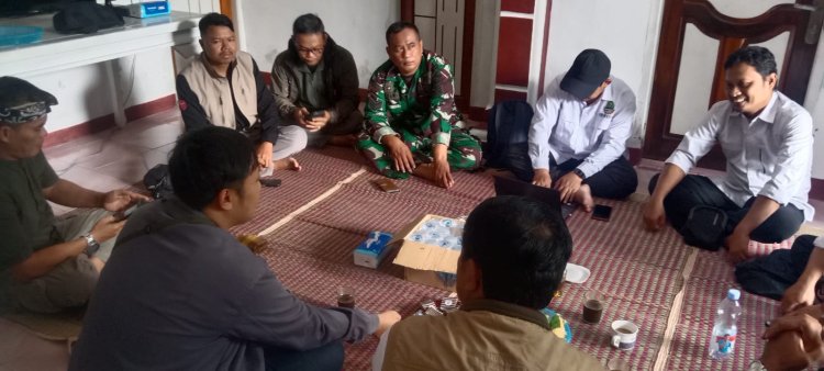 Babinsa Koramil 2211/Sagaranten Dampingi Kelompok Tani Terima Kunjungan Dinas Perhutani dan Dinas Pertanian