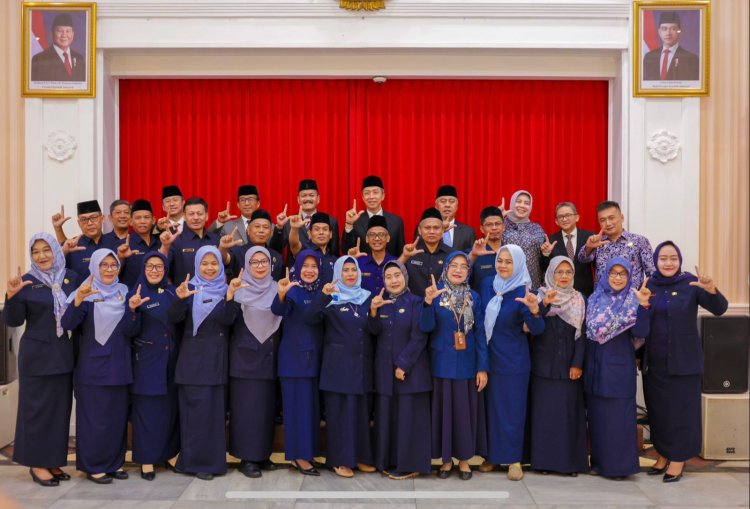 22 Kepala Sekolah Dasar Dilantik, Dedie Rachim Dorong Pembentukan Karakter Siswa yang Baik