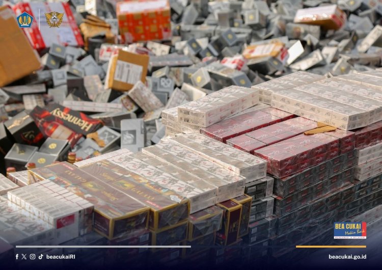 Bea Cukai Bandung Tindak Ratusan Ribu Batang Rokok Ilegal di Gudang Penyimpanan