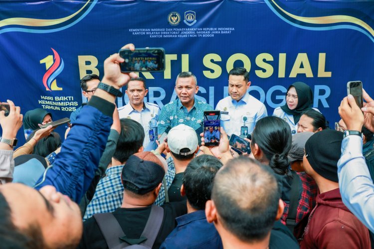 Sembako untuk Lansia hingga Ojol
