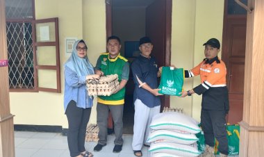 BAZNAS Sumedang Salurkan Bantuan bagi Warga Terdampak Hujan dan Angin Kencang di Tanjungsari