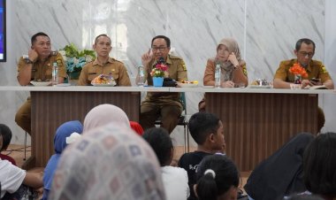 SEKDA SUKABUMI TEKANKAN PERAN ORANGTUA DALAM MENGANTISIPASI KECANDUAN GAWAI PADA ANAK