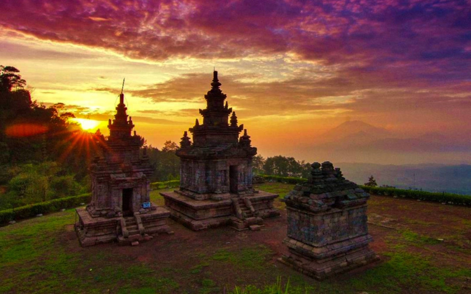 10 Tempat Wisata Instagramable di Semarang yang Kekinian wisata semarang viral