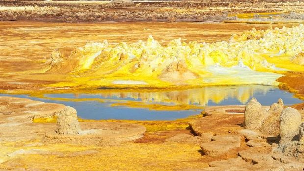 9 Tempat Wisata Paling Berbahaya di Dunia, Salah Satunya Ada di Sumatera Utara 9 Tempat Wisata Paling Berbahaya di Dunia, Salah Satunya di Sumatera Utara - Danakil