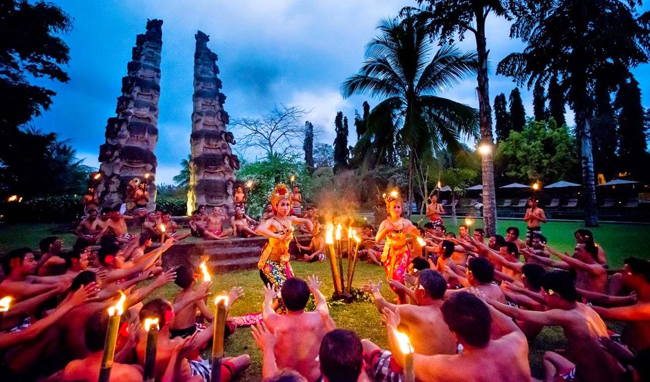 5 Fakta Menarik Tentang Tari Kecak - Atraksi Unik di Bali Sejarah Tari Kecak