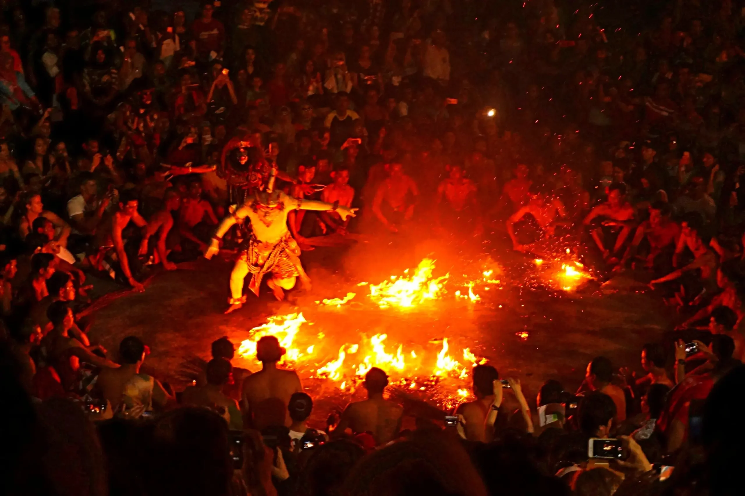 5 Fakta Menarik Tentang Tari Kecak - Atraksi Unik di Bali