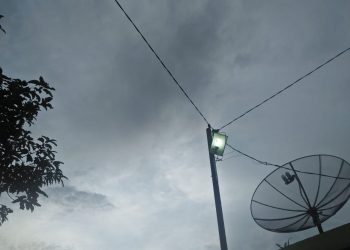 Kondisi langit di Kota Pematangsiantar tampak mendung. Foto dipetik di kawasan Kecamatan Siantar Martoba, Kota Pematangsiantar, Rabu pagi (20/1/2021), pukul 07.00 WIB.