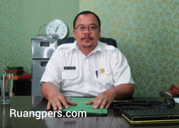 Kepala DLH Pematangsiantar, Deddy Tunasto Setiawan, yang ditemui Ruangpers.com, di ruang kerjanya, jalan Rakutta Sembiring Pematangsiantar, pada Rabu siang lalu (27/1/2021).