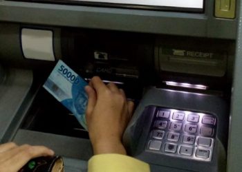 Foto ilustrasi mesin ATM. (Int)