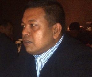 Paruhum Nali Siregar.