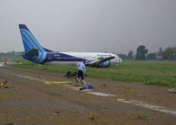Pesawat Trigana Air tergelincir di landasan pacu Bandara Halim Perdanakusuma, Sabtu (20/3/2021) pagi. [Ist]