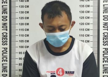 Foto tersangka yang diamankan Polisi.