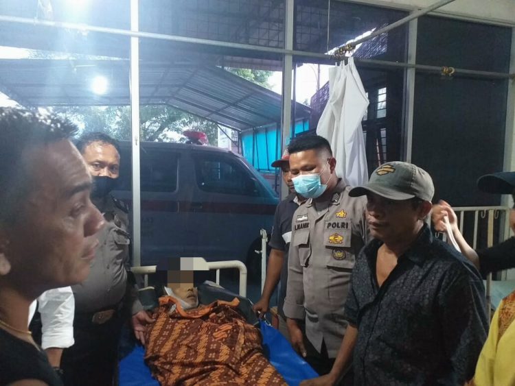 Foto mayat korban yang tewas tenggelam di Pantai Pondok Permai Sergai.