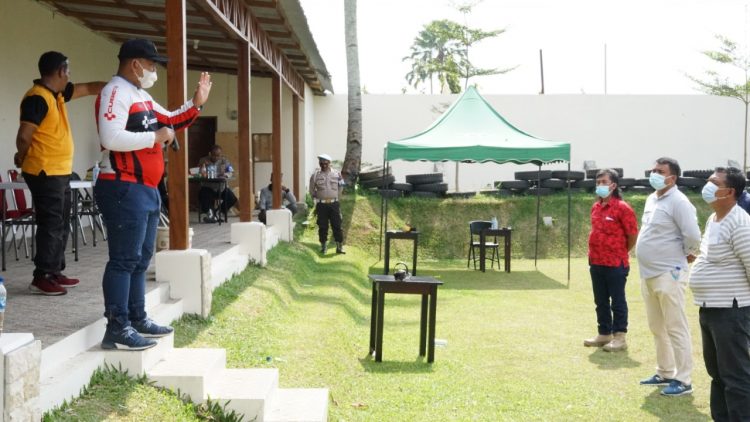 Kapolres Simalungun, AKBP Agus Waluyo, S.I.K saat memberikan arahan.