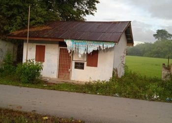 Kantor Bumdes Maju Bersama Desa Banuahuta.