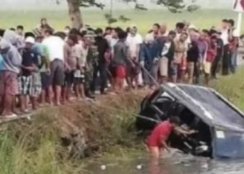 Minibus SUV terjun ke sungai mengakibatkan 13 orang tewas. (Foto: PNP)