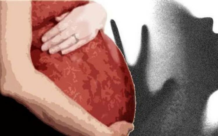 Perempuan cantik dipukul pacar karena hamil. (Foto: Ilustrasi/Ist)