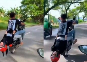 Viral Pasangan Naik Motor Jumping. (Twitter/@campoorans)