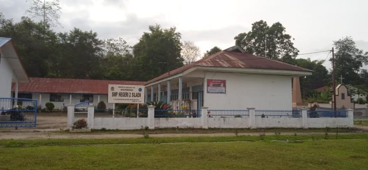 SMP Negeri 2 Silaen, Kabupaten Toba.