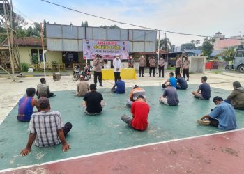 Kapolres Simalungun dan Polsek sejajaran melakukan operasi anti premanisme dan pungutan liar (Pungli), di wilayah Kabupaten Simalungun dan berhasil mengamankan 15 orang pelaku pungli, dari beberapa lokasi, Sabtu (12/6/2021) pagi tadi.