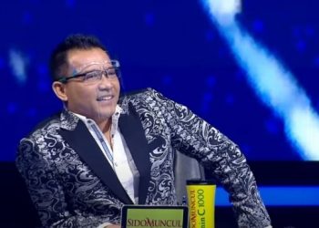 Anang Hermansyah saat melihat penampilan Krisdayanti di panggung Indonesian Idol [Suara.com/Indonesian Idol]
