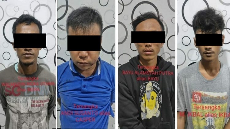 Keempat tersangka saat diamankan di Mapolres Batubara. (Foto: iNews/Fadli Pelka)