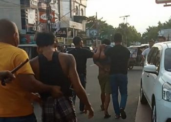 Personel Satreskrim Polres Binjai saat mengamankan empat orang pelaku percobaan pembunuhan. (Foto: istimewa)