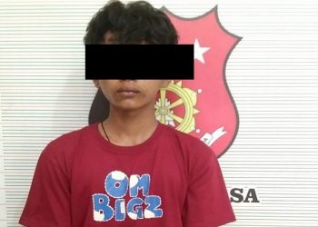 Tersangka JH saat diamankan di Mapolres Toba. (Foto: istimewa)