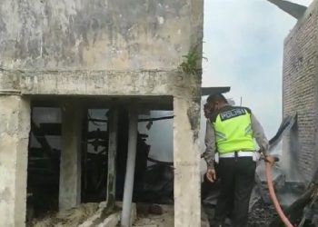 Kebakaran rumah warga di Samosir. (Foto: iNews/Junjung Marpaung).