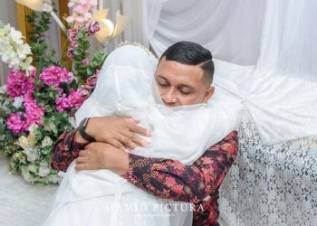 Foto momen haru pernikahan Cristin. Foto: Dok. pribadi Cristin Natalia Inten Patoh.