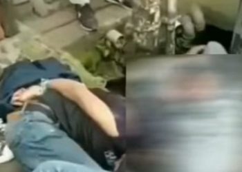Dua pria nekat mencuri motor trail polisi di Pancoran, dibikin babak belur warga (Screengrab: YouTube)