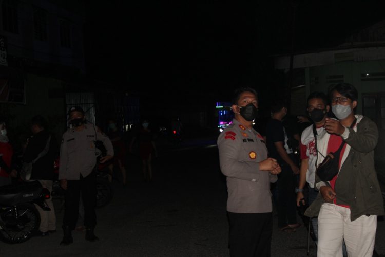 Kapolres Pematangsiantar AKBP Boy Sutan Binanga Siregar SIK saat turun ke lokasi.