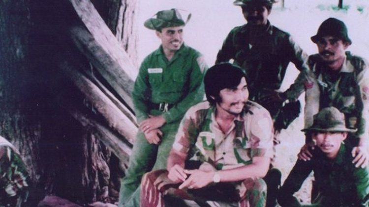 Luhut Binsar Pandjaitan semasa menjadi perwira Kopassandha (Kopassus) dan terlibat dalam Operasi Seroja di Timor Timur pada Desember 1975. (Foto: Facebook/Luhut Binsar Pandjaitan).