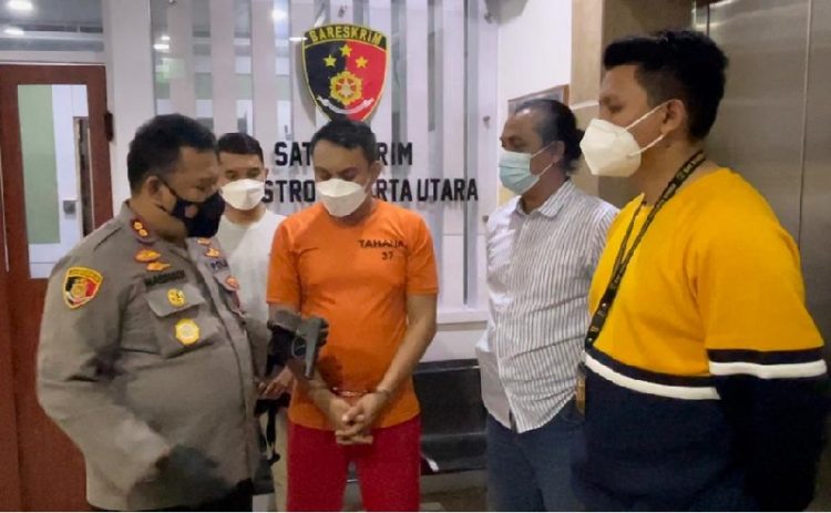 Polisi menemukan pistol yang digunakan pengemudi Pajero arogan untuk mengancam sopir truk di Jakarta Utara. (Foto: Istimewa)