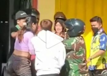 Viral video dua cewek rebutan lelaki di Kota Kediri [Tangkapan layar Instagram]