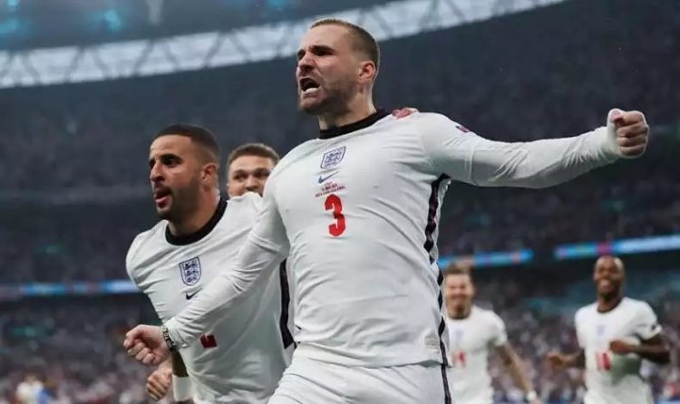 Luke Shaw memecahkan rekor gol Tercepat sepanjang sejarah pertandinga final piala Eropa. (Foto: Twitter)