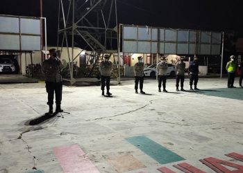 AKBP Nicolas Dedy Arifianto, SH, SIK, MH, memimpin patroli kewilayah rawan dan antisipasi malam takbir keliling, di wilayah hukum Polres Simalungun, Senin (19/7/2201) malam.