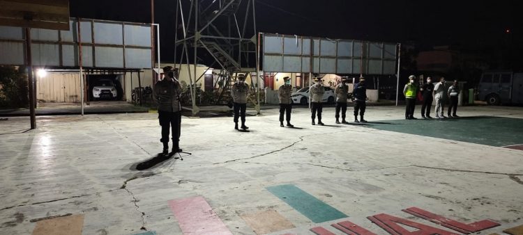 AKBP Nicolas Dedy Arifianto, SH, SIK, MH, memimpin patroli kewilayah rawan dan antisipasi malam takbir keliling, di wilayah hukum Polres Simalungun, Senin (19/7/2201) malam.
