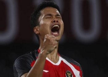 Selebrasi kemenangan Anthony Ginting di perempat final mengalahkan Anders Antonsen. (Reuters / Leonhard Foeger)