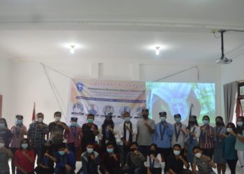 Foto bersama disela - sela Diklat Jurnalistik yang digelar GMKI Pematangsiantar - Simalungun.