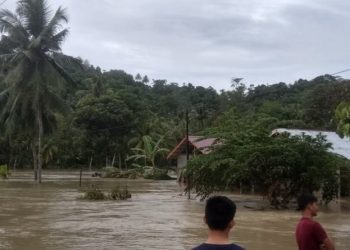 Banjir melanda empat kecamatan di Nias Utara. (Foto: istimewa)