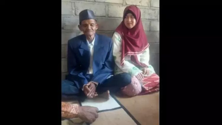 Kakek berusia 79 tahun bernama Yakub di Dompu, NTB nikahi wanita blasteran cantik China-Arab (Antara)