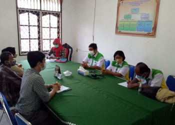 Sidang mediasi gugatan konsumen kepada PLN Pematangsiantar, di ruang  BPSK Pematangsiantar, Jalan Raya No 11 A Kota Pematangsiantar, Kamis (26/8/2021).