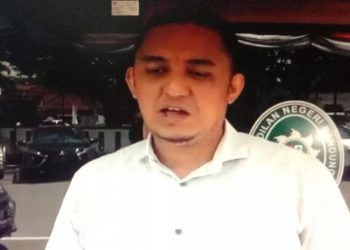 Robert Marpaung, selaku kuasa hukum dari istri muda Yosep, menyatakan tidak ada teror dari kliennya kepada korban Tuti Suhari, melainkan obrolan biasa. (Foto: iNewsTv/Ervan David)