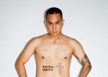 Pada obrolan kali ini, Podcast Kata Dochi kedatangan seorang penyanyi yang kini juga merambah menjadi seorang stylist, yaitu Ben Sihombing. / Foto: ist