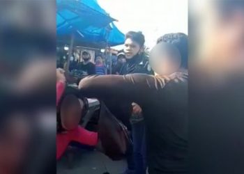 Tangkapan layar pedagang wanita dianiaya di Deli Serdang. [Ist]