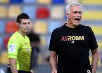 Pelatih AS Roma, Jose Mourinho. [Filippo MONTEFORTE / AFP]