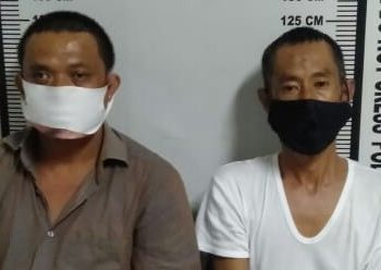 Foto kedua pelaku yang diamankan Sat Narkoba Polres Pematangsiantar.